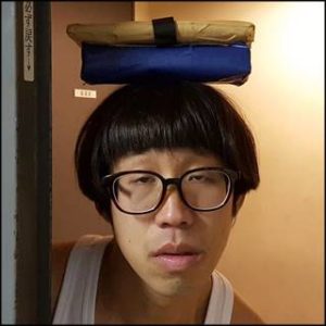 ひょっこりはん010