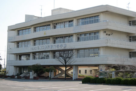 三郷工業技術高校